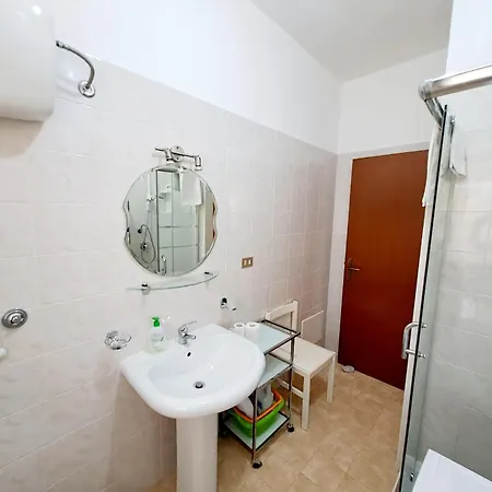 Guscio Int 21 Apartment Villasimius